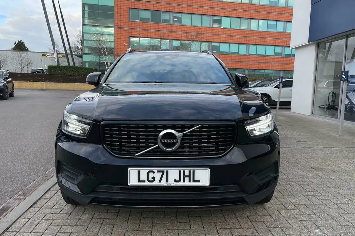 2021-volvo-xc40-15-t4-r-design-208bhp-big-11