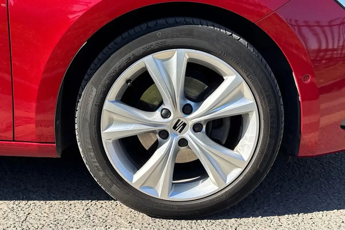 2021-seat-leon-15-tsi-evo-fr-150ps-hatchback-big-10