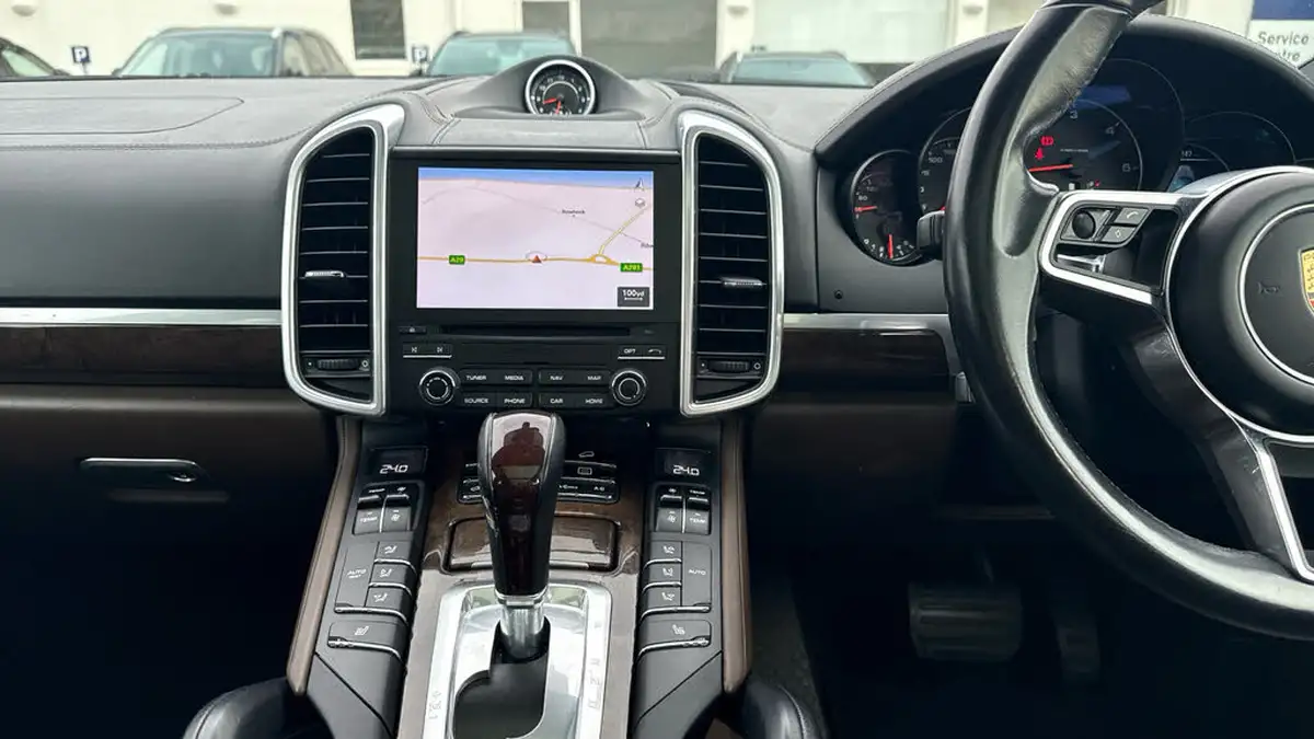 2018-porsche-cayenne-30td-diesel-platinum-edition-big-20