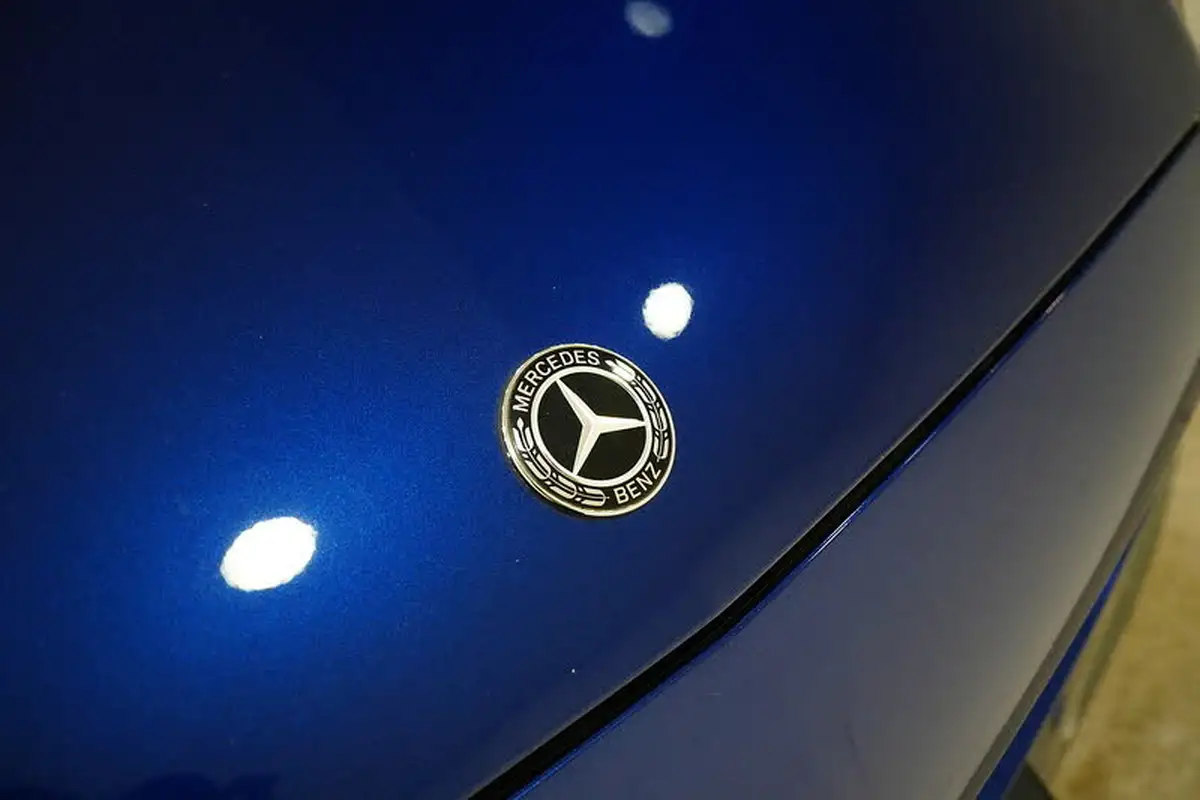 2017-mercedes-benz-c-class-21d-c220d-amg-line-ss-saloon-4d-9g-tronic-plus-big-15
