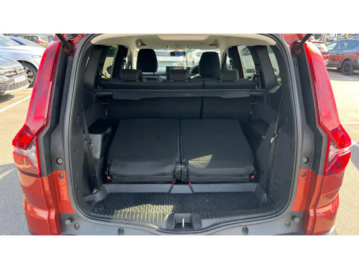2023-dacia-jogger-10-tce-extreme-se-big-3