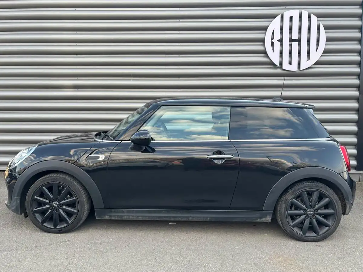 2019-mini-cooper-15-cooper-classic-hatchback-3d-auto-big-2