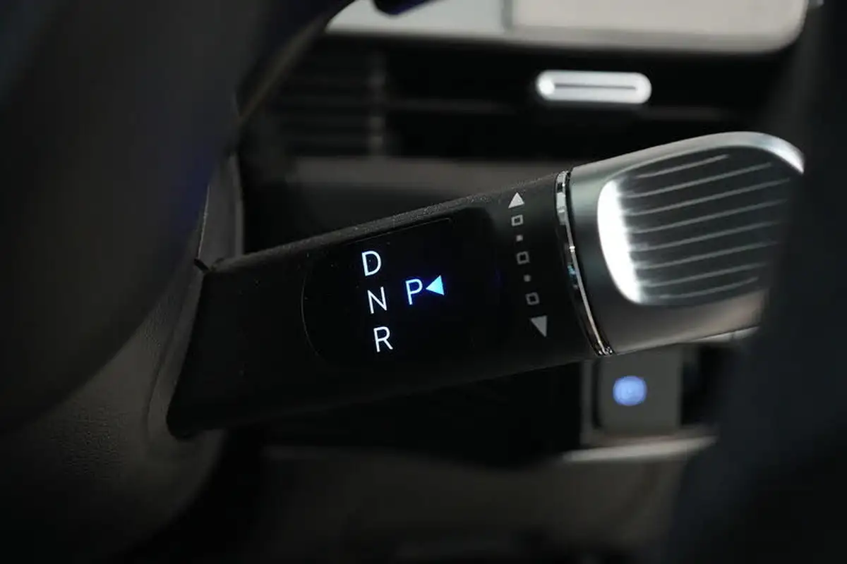 2023-hyundai-ioniq-5-e-premium-228ps-77kwh-rwd-big-35