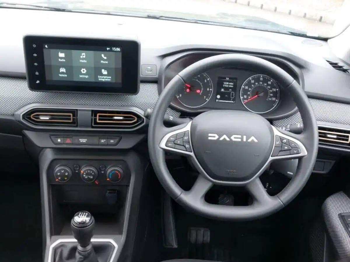 2024-dacia-sandero-stepway-10-tce-expression-90bhp-big-6