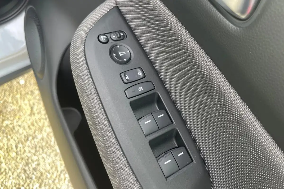 2023-honda-jazz-15-i-mmd-crosstar-ex-big-22