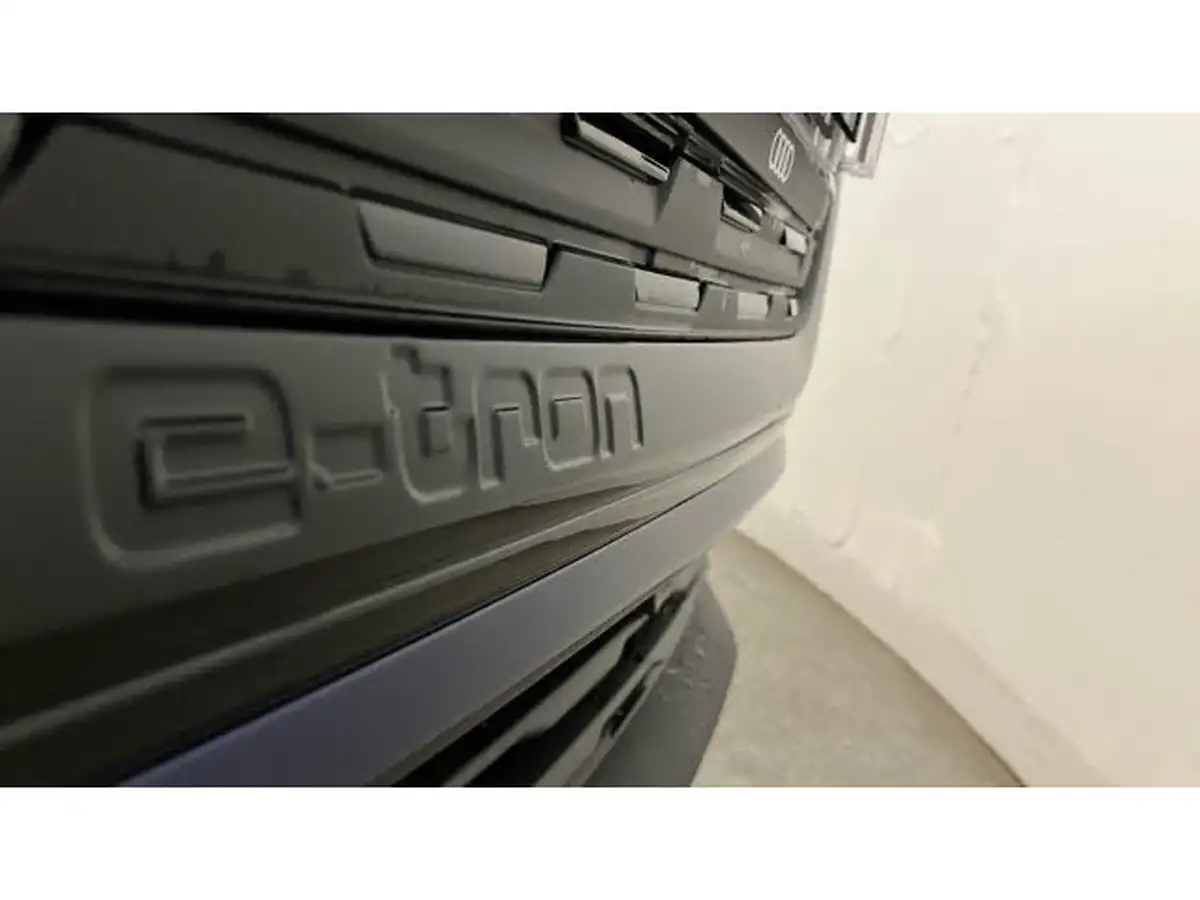 2024-audi-q4-e-tron-45e-black-edition-sportback-auto-big-35