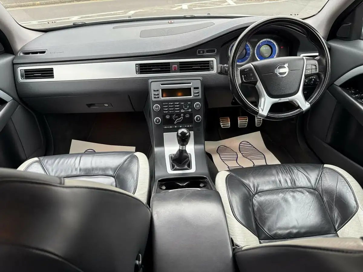 2009-volvo-v70-20td-r-design-se-big-14