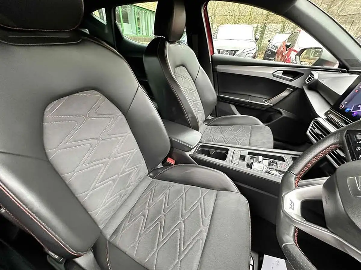2022-seat-leon-big-51