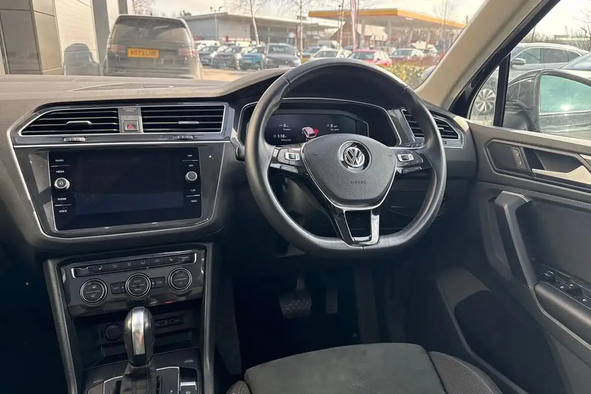 2020-volkswagen-tiguan-20tdi-sel-190ps-4motion-dsg-big-17