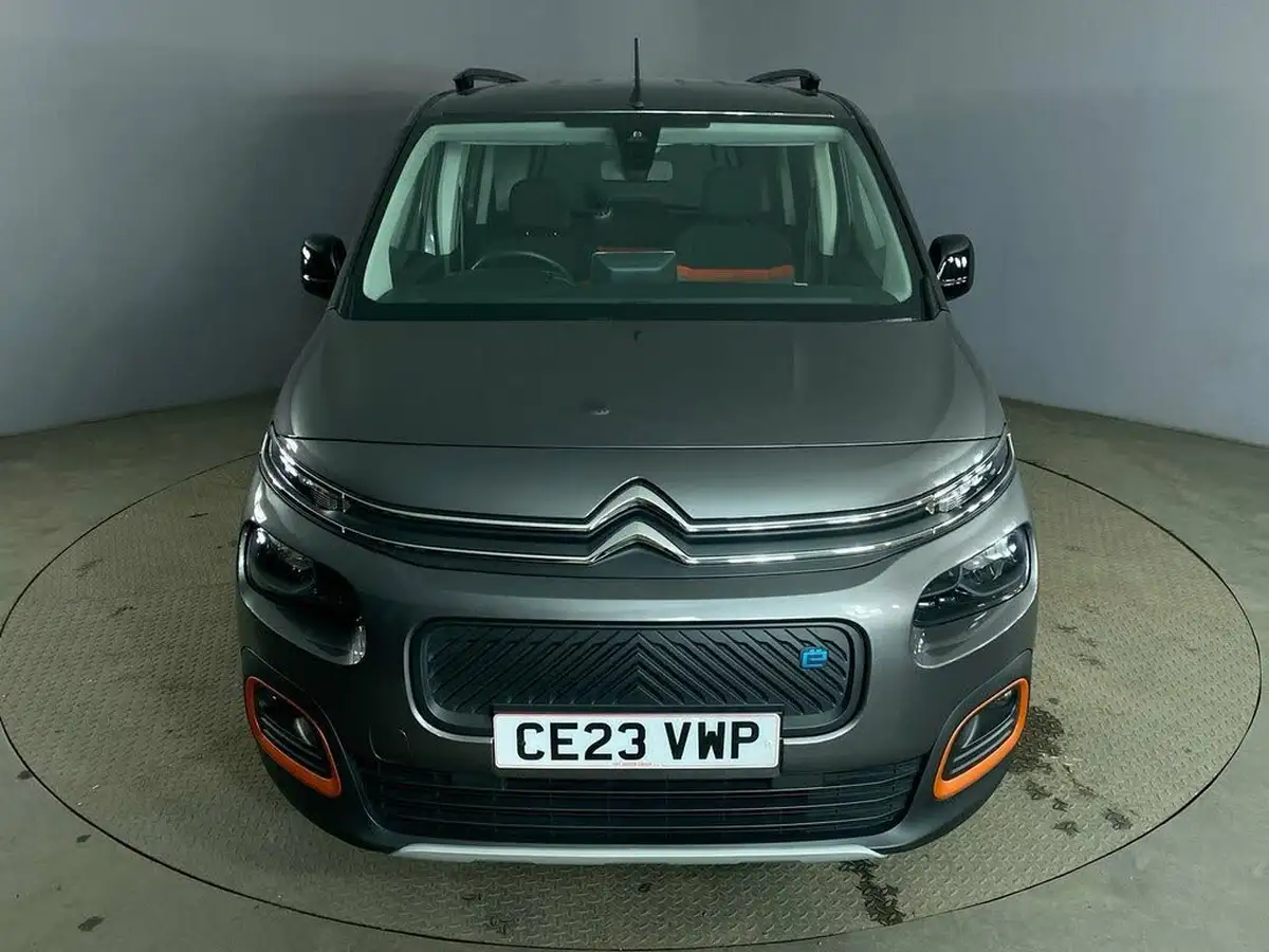 2023-citroen-berlingo-e-flair-xtr-m-size-big-9