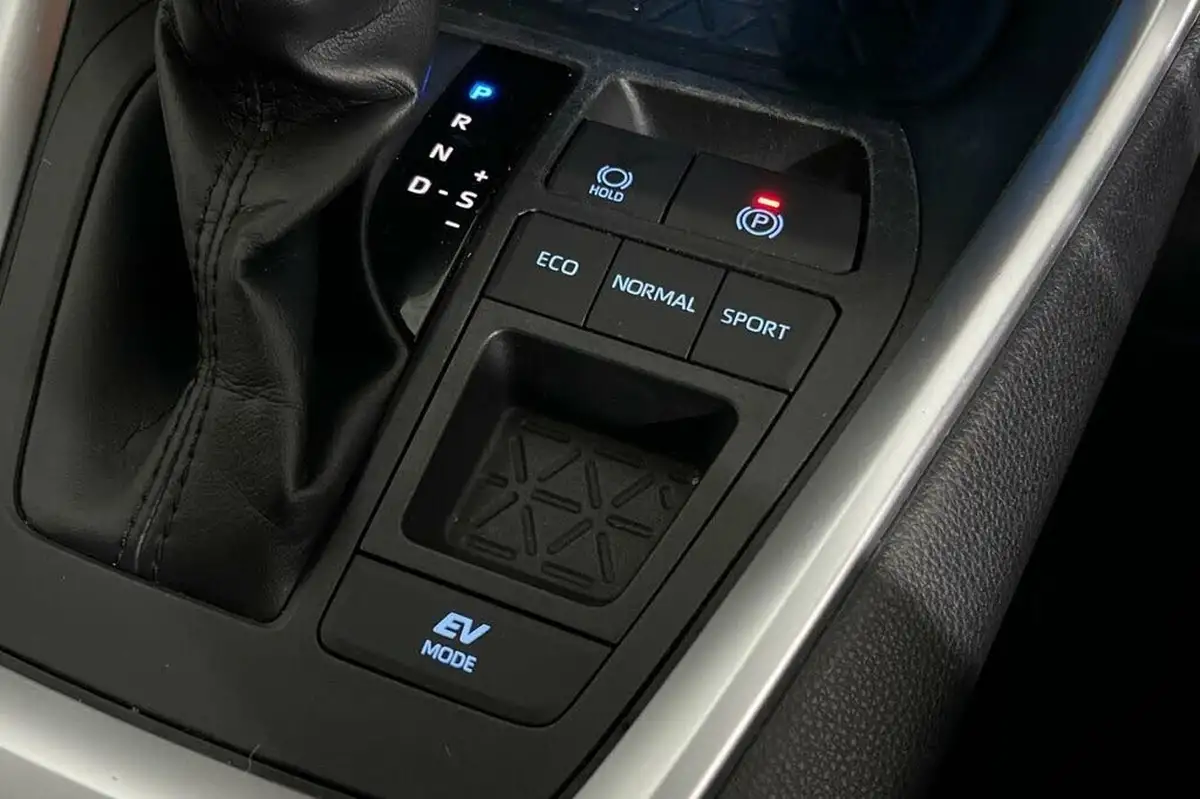 2019-toyota-rav4-25-vvt-i-dynamic-215bhp-big-32