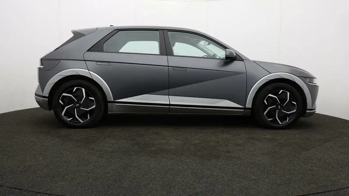2023-hyundai-ioniq-5-e-premium-325ps-77kwh-awd-big-36