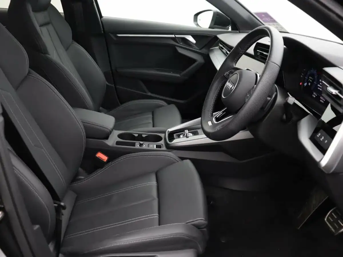 2024-audi-a3-14-40-tfsi-e-s-line-big-20
