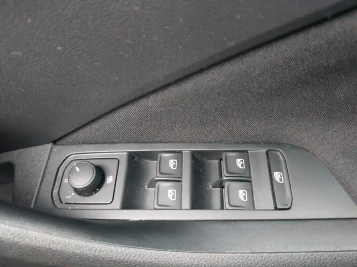 2022-skoda-kamiq-15-tsi-monte-carlo-dsg-big-14