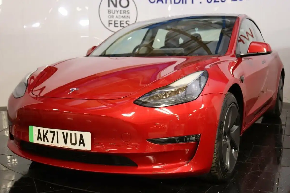 2021-tesla-model-3-e-long-range-awd-big-13