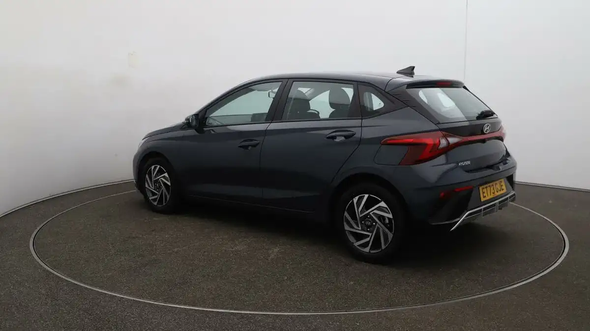 2024-hyundai-i20-10-t-gdi-advance-big-56