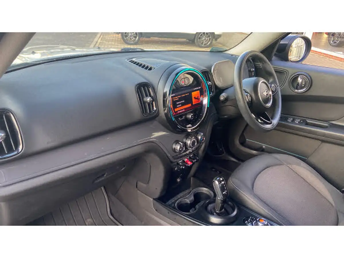 2020-mini-countryman-15-cooper-classic-auto-big-8