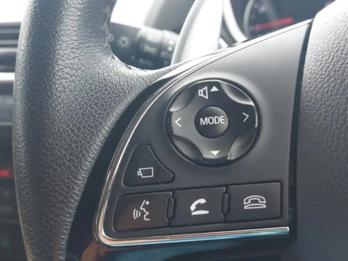 2019-mitsubishi-eclipse-cross-15-black-4wd-auto-big-15