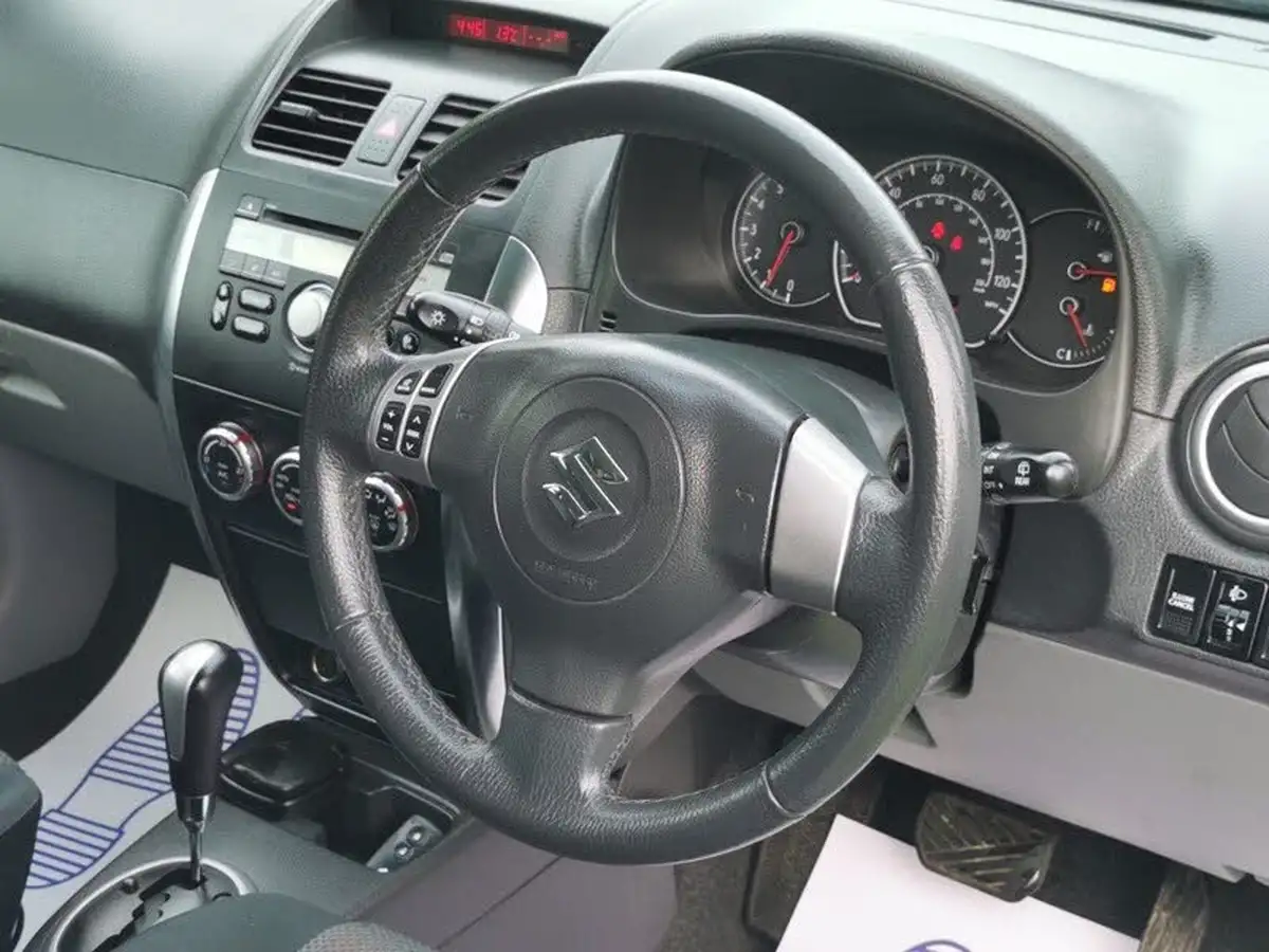2007-suzuki-sx4-16-glx-auto-big-11