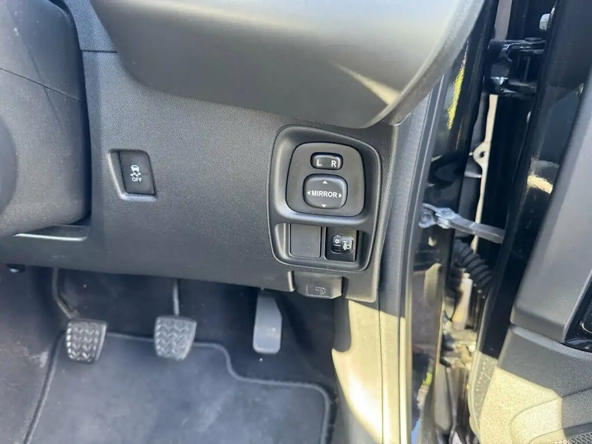 2018-toyota-aygo-10-vvt-i-x-press-71bhp-big-14