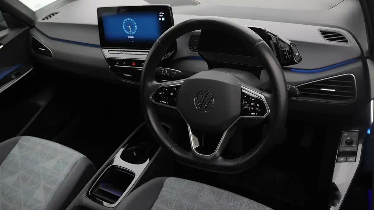 2022-volkswagen-id3-e-life-204ps-58kwh-pro-performance-big-9