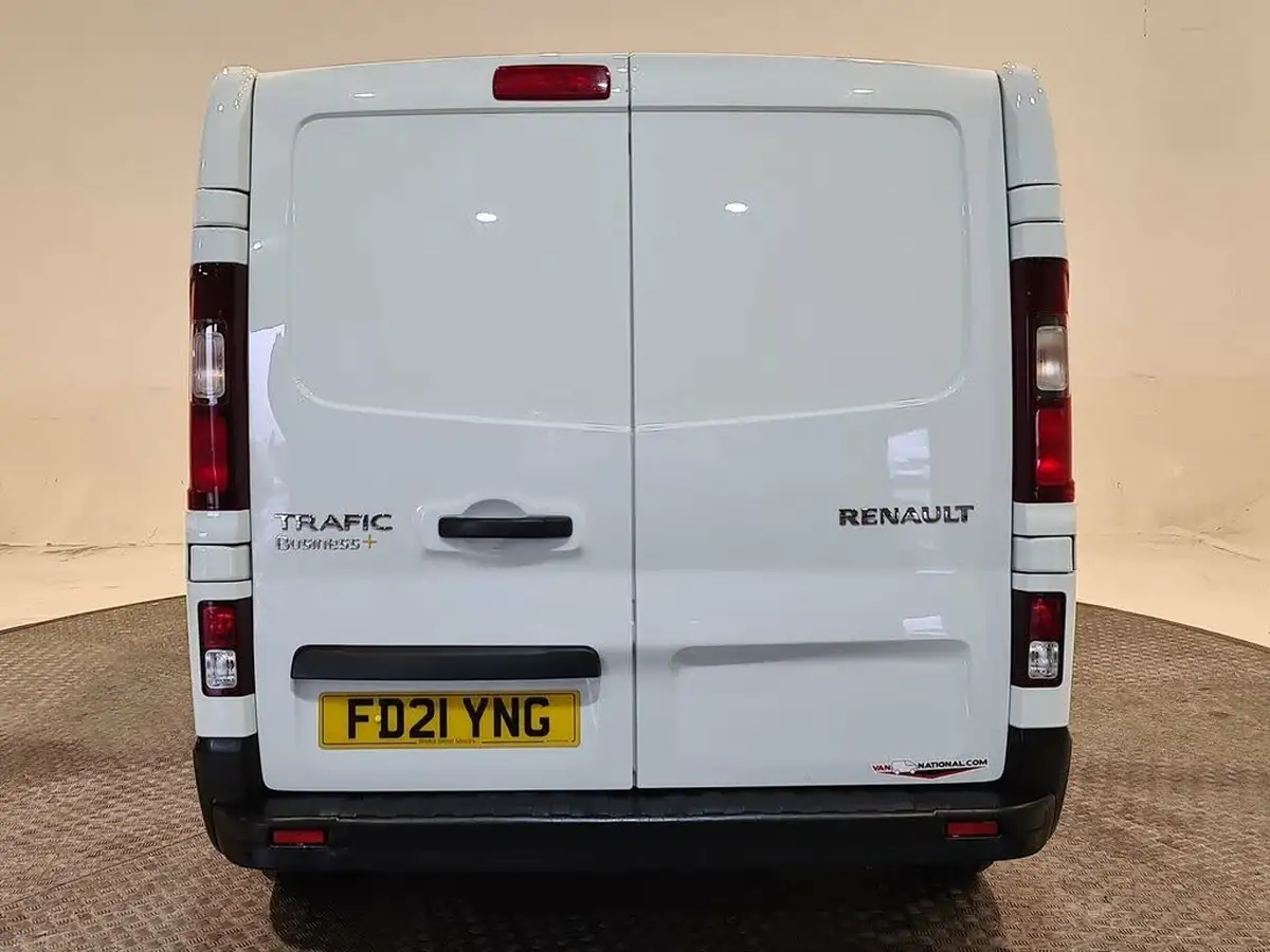 2021-renault-trafic-20dci-ll30-energy-120-business-panel-big-10