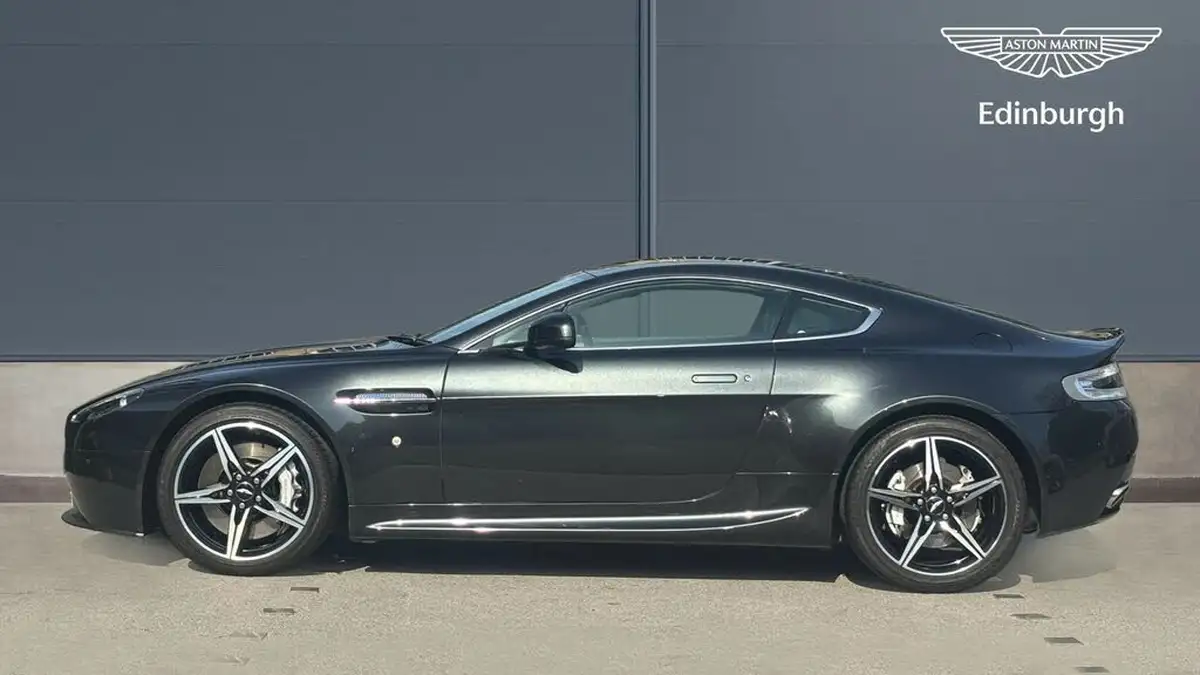 2016-aston-martin-vantage-47-v8-vantage-coupe-sportshift-big-12