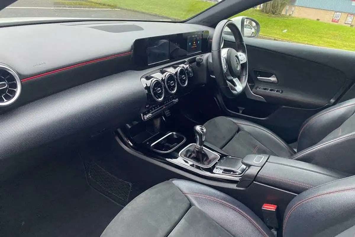 2019-mercedes-benz-a-class-13-a180-amg-line-hatchback-5d-big-17