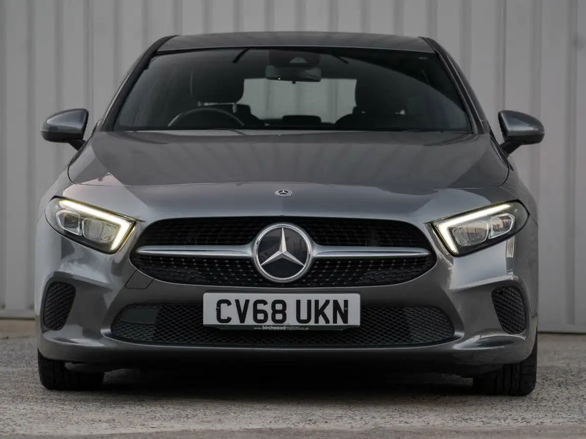 2018-mercedes-benz-a-class-15d-a180d-sport-116ps-ss-hatchback-5d-7g-dct-big-30