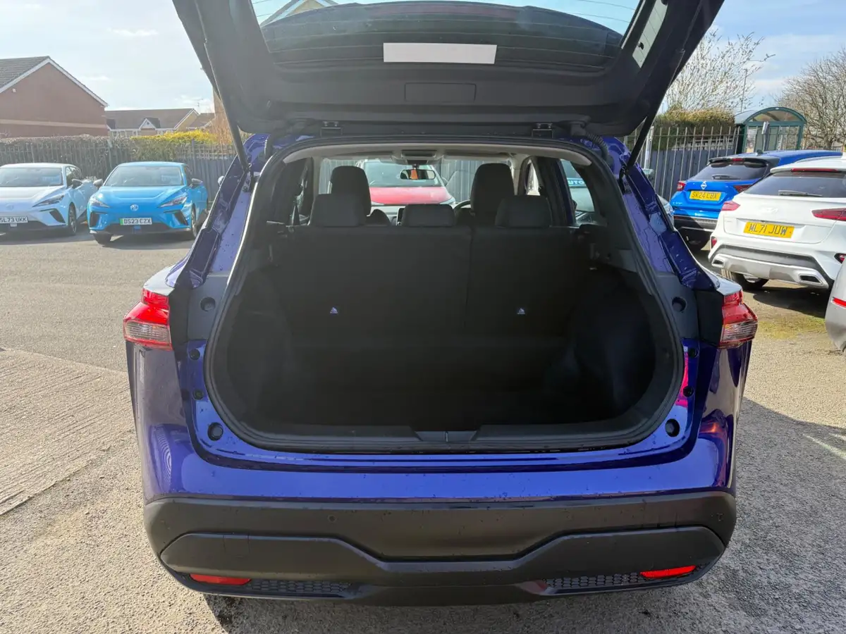 2023-nissan-qashqai-13-dig-t-acenta-premium-140ps-big-13