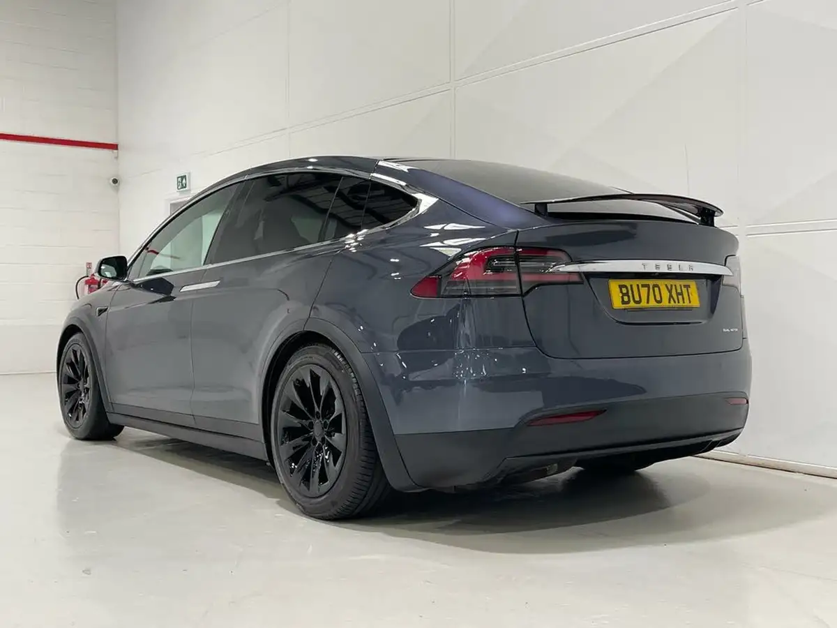 2020-tesla-model-x-e-long-range-big-15