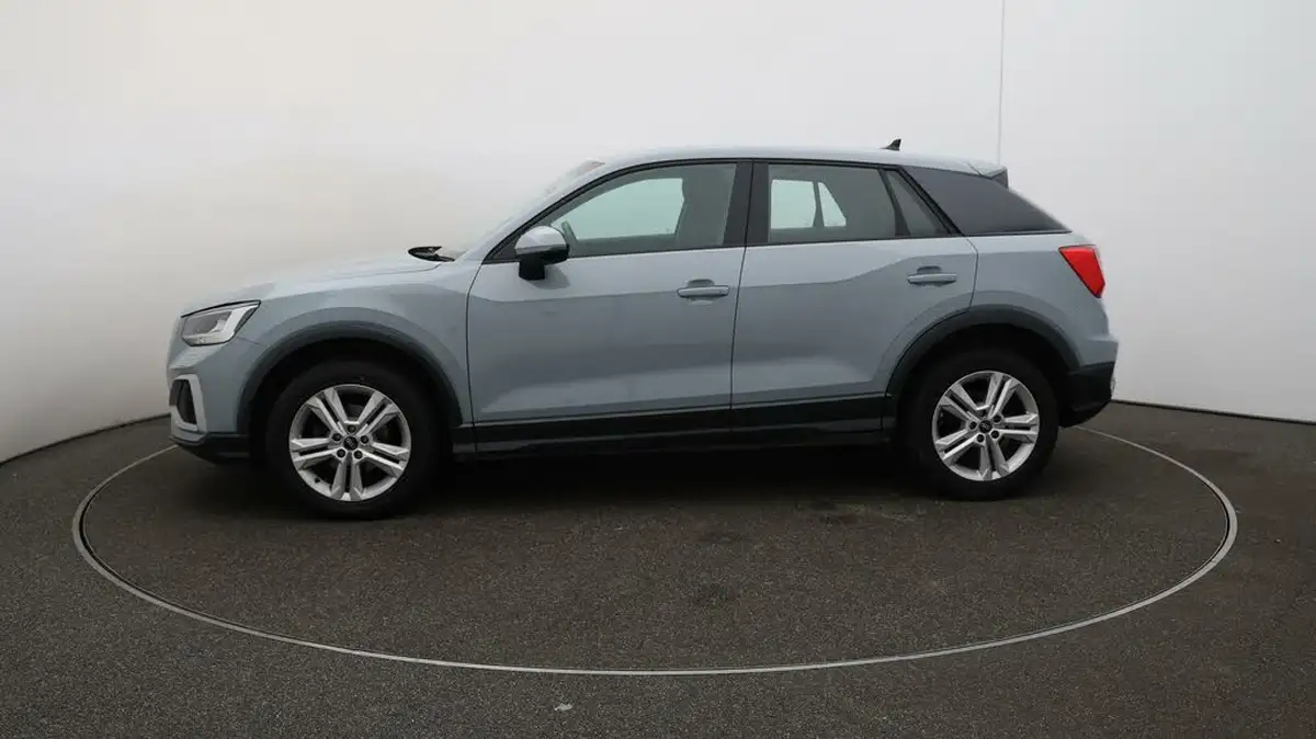 2021-audi-q2-10-30-tfsi-sport-big-4