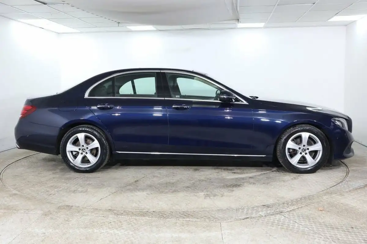 2018-mercedes-benz-e-class-20d-e220d-se-premiumss-saloon-4d-big-6
