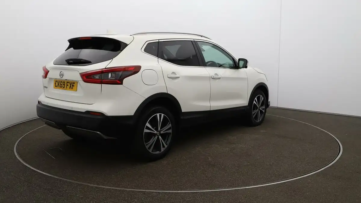 2019-nissan-qashqai-17dci-n-connecta-18in-alloys-big-7