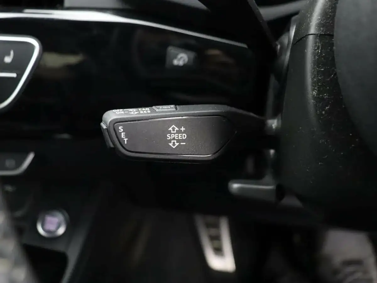 2019-audi-a4-20-35-tdi-black-edition-163ps-big-44