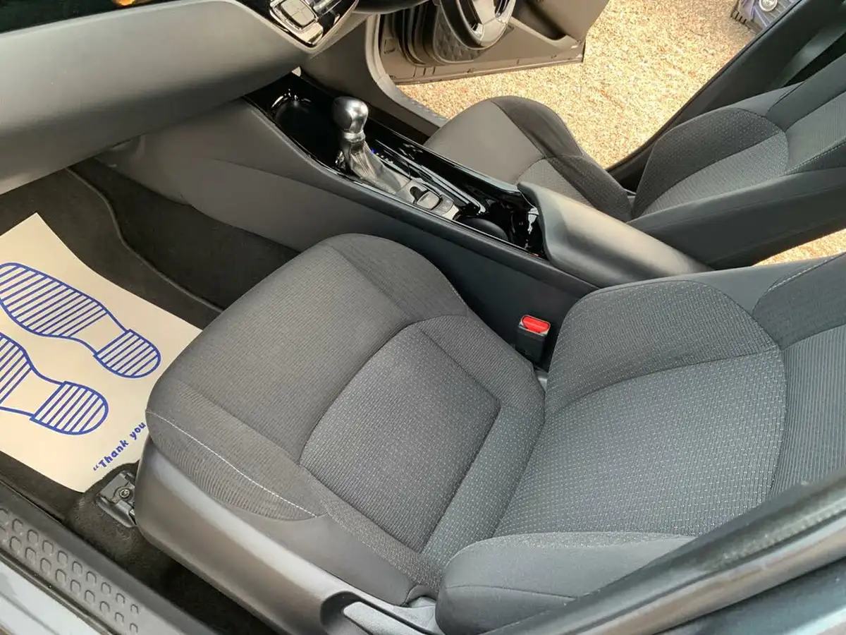 2019-toyota-c-hr-18-vvt-i-dynamic-big-32