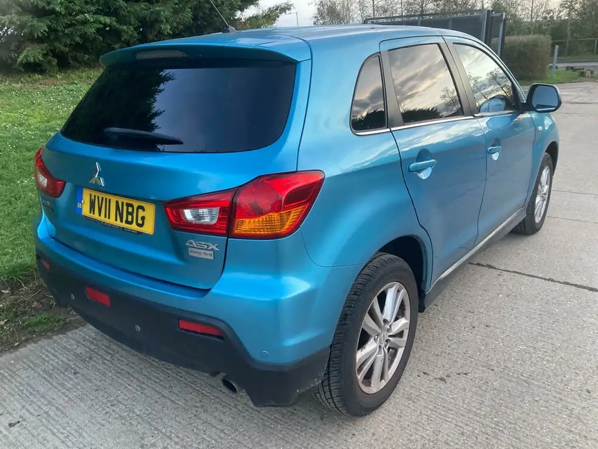 2011-mitsubishi-asx-18td-3-hatchback-5d-big-5