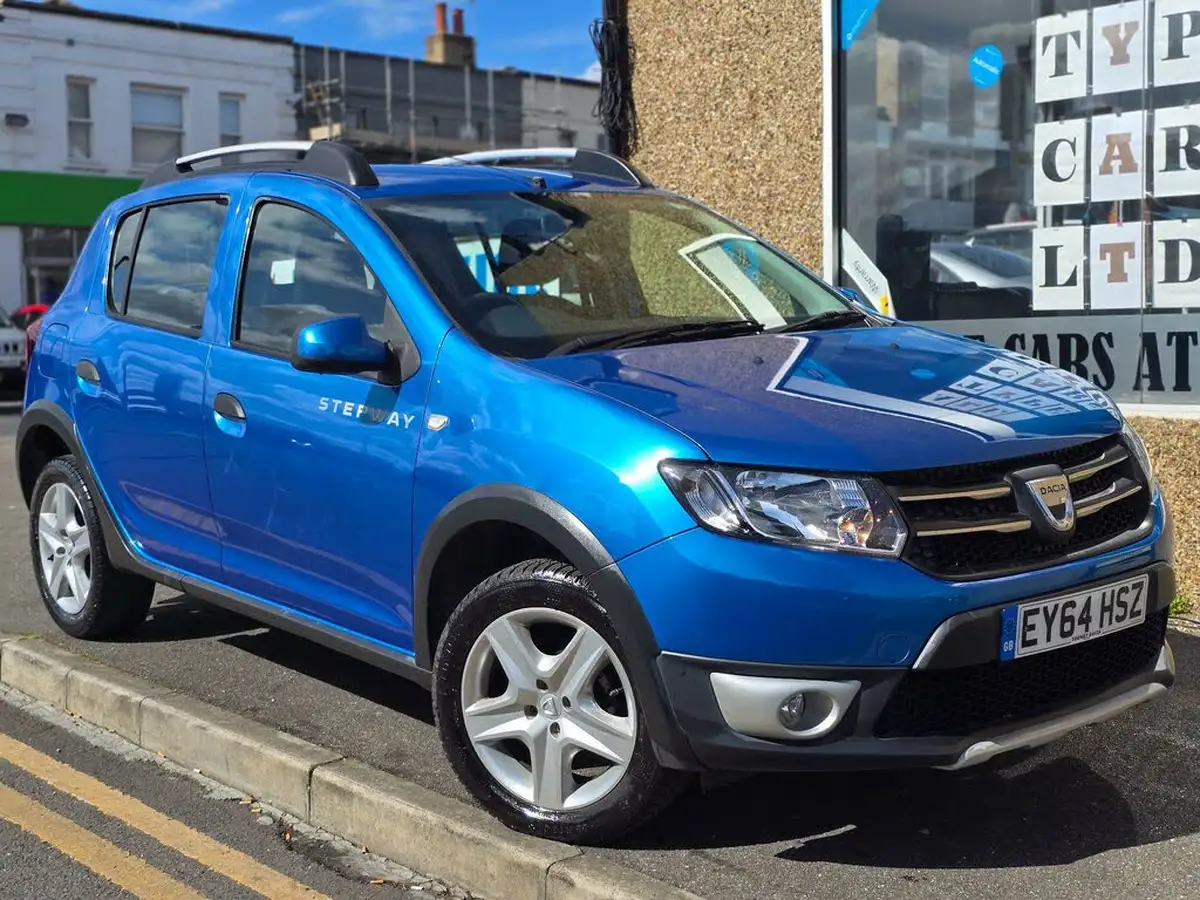2014-dacia-sandero-stepway-09-laureate-big-1