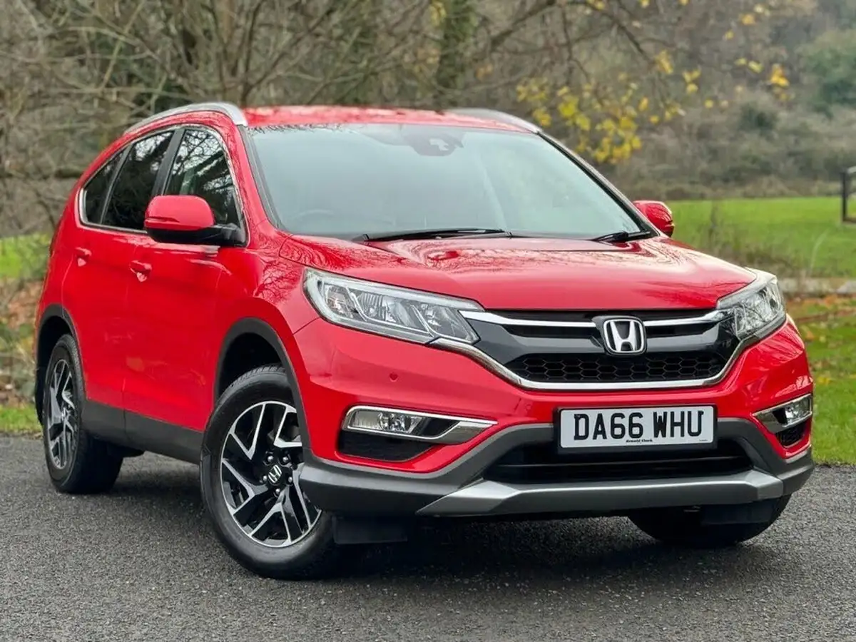 2016-honda-cr-v-16i-dtec-se-plus-160ps-4x4-auto-big-0