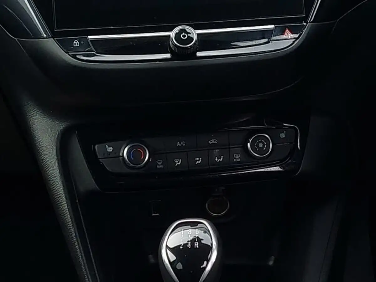 2022-vauxhall-corsa-12i-elite-edition-big-10