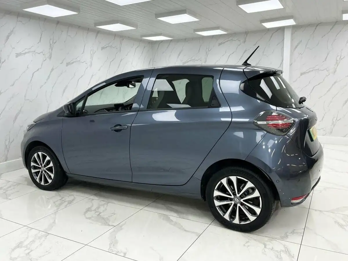 2022-renault-zoe-e-gt-line-big-9