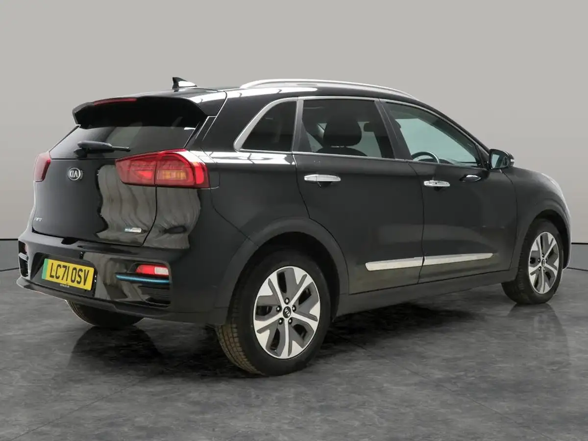 2021-kia-e-niro-ev-4-big-13