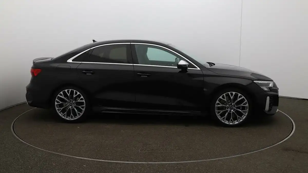 2022-audi-rs3-25-tfsi-saloon-4d-big-46