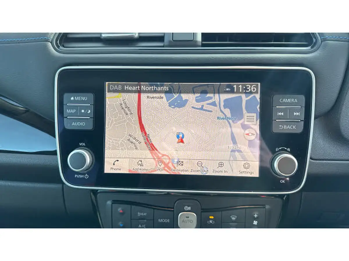 2023-nissan-leaf-e-tekna-39kwh-big-39