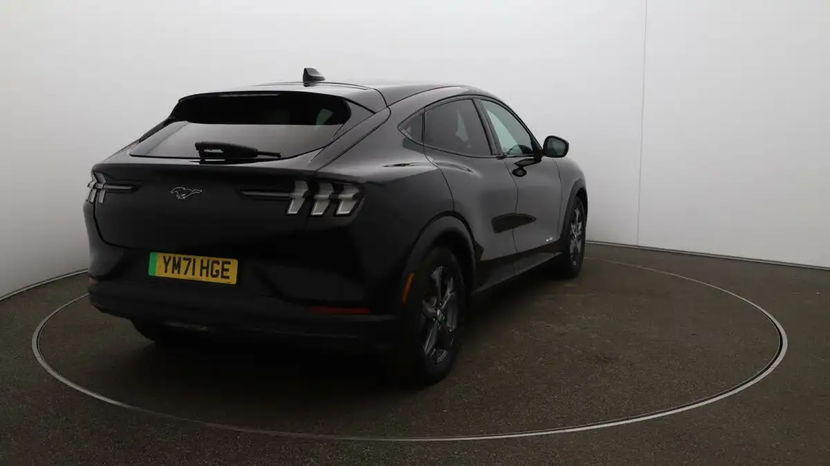 2022-ford-mustang-mach-e-e-standard-range-big-46