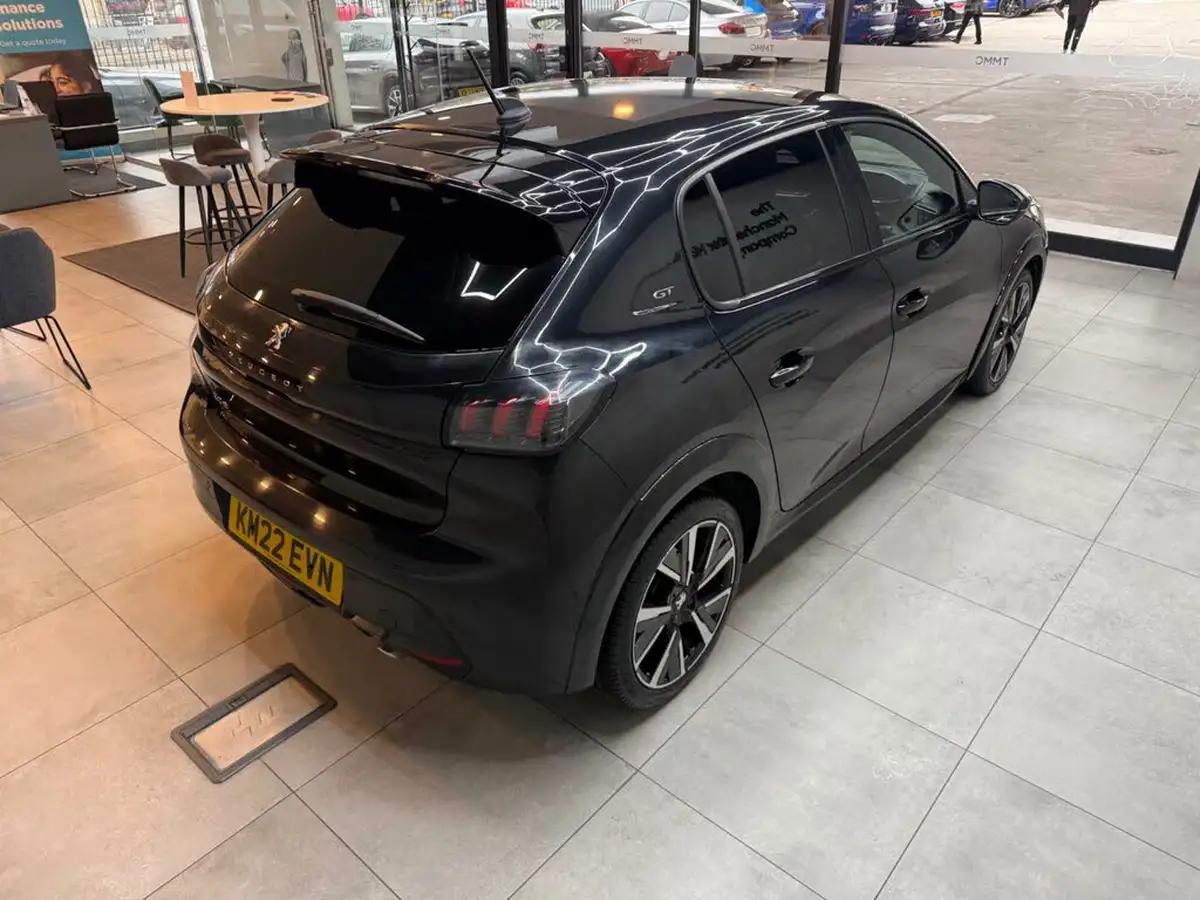 2022-peugeot-208-12-puretech-gt-100bhp-eat8-big-11