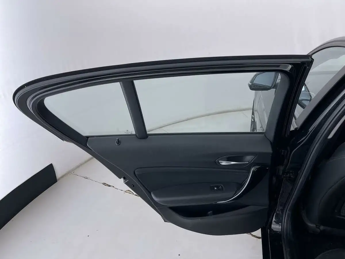 2018-bmw-1-series-15-118i-sport-5d-auto-big-26