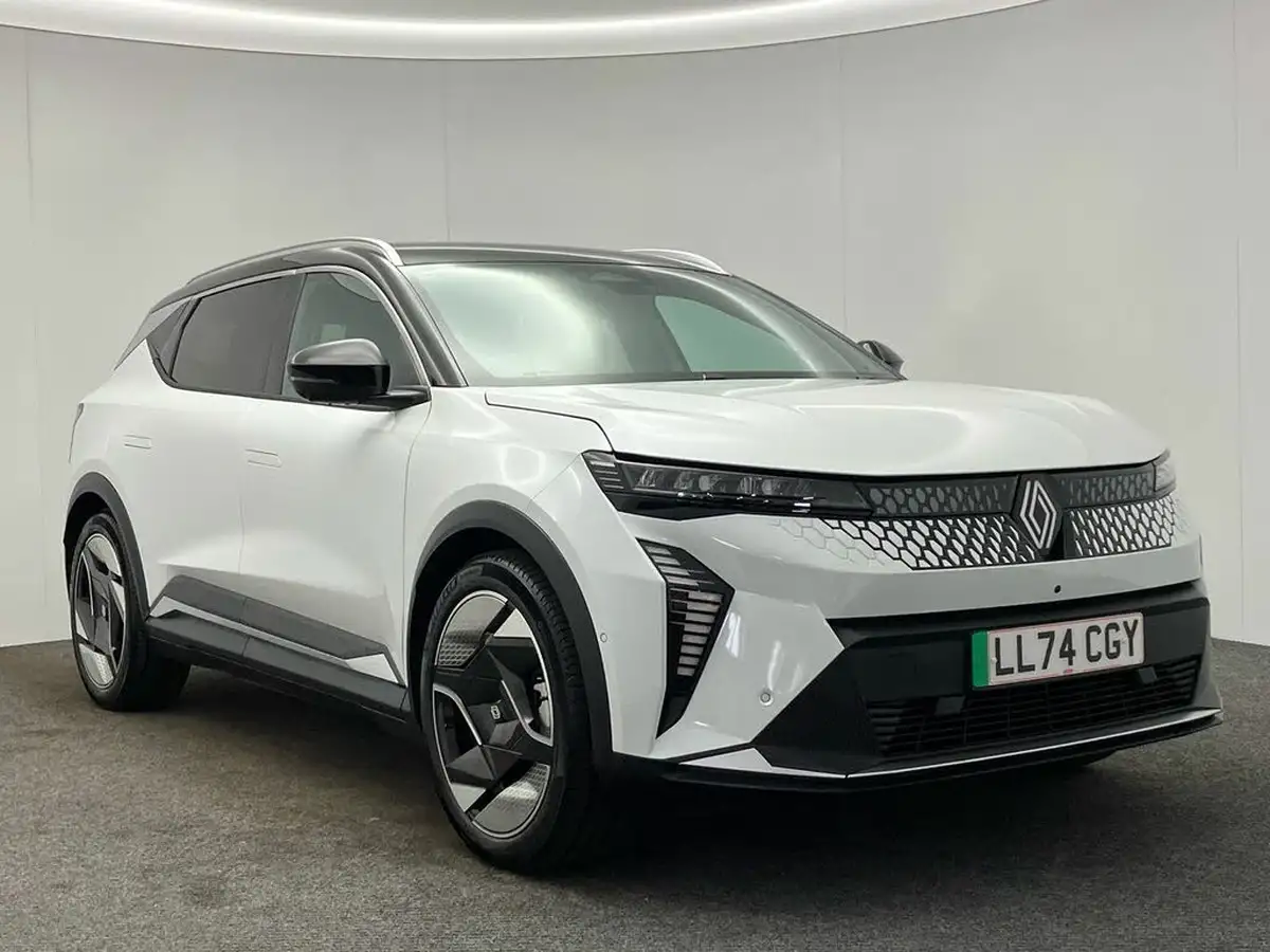 2024-renault-scenic-e-tech-e-iconic-big-46