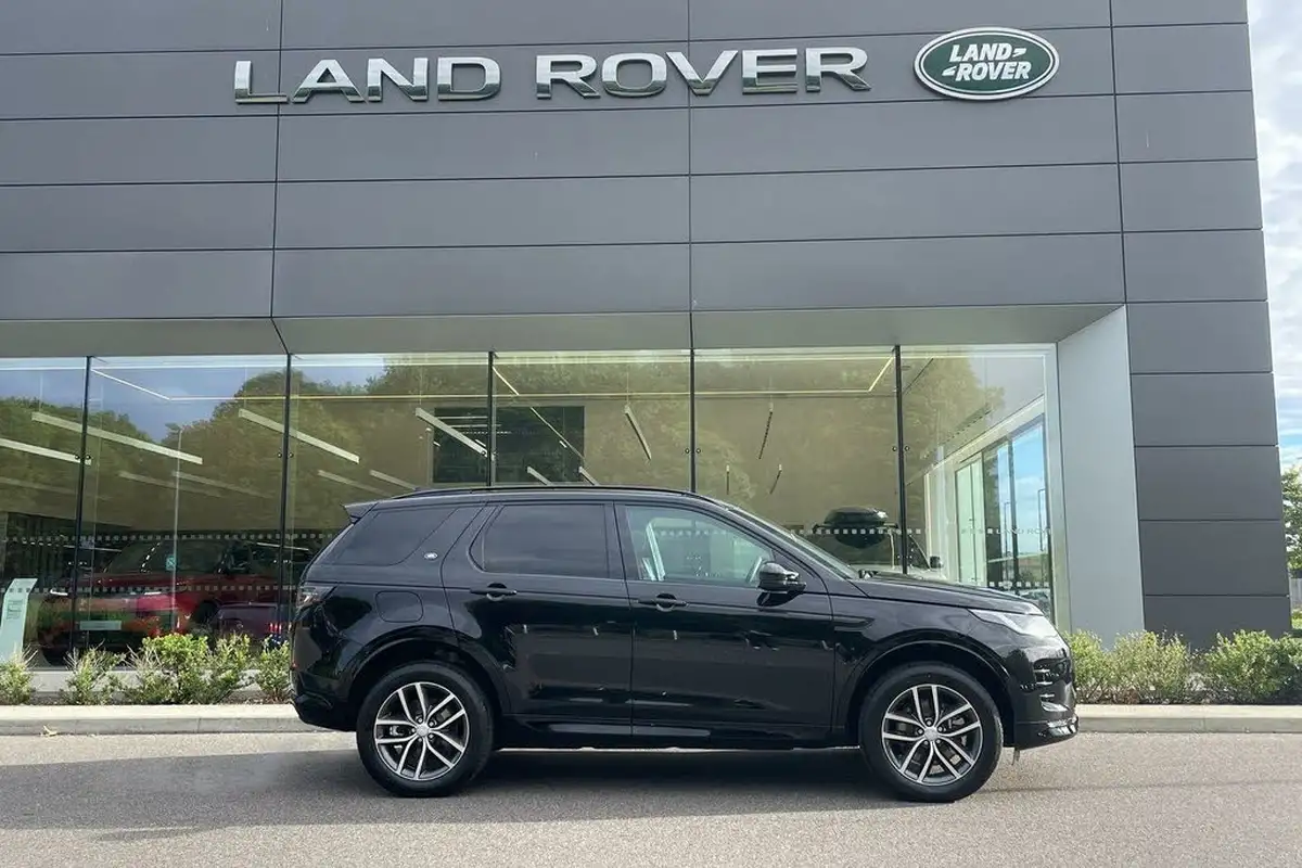 2024-land-rover-discovery-sport-15-p300e-dynamic-se-big-1