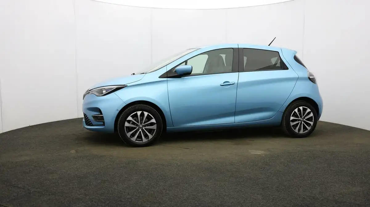 2021-renault-zoe-e-gt-line-big-25